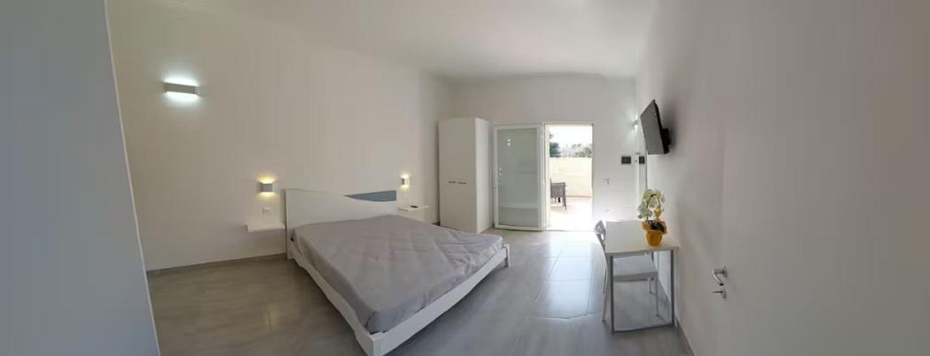 Briciola'S Rooms 切萨雷奥港 外观 照片